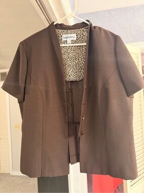 DANNY & NICOLE Brown Short-Sleeve Jacket